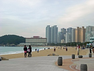 HaeundaeBeach2.jpg