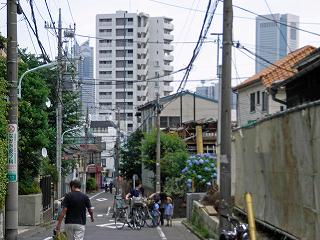 NakanoEast0806-1.jpg